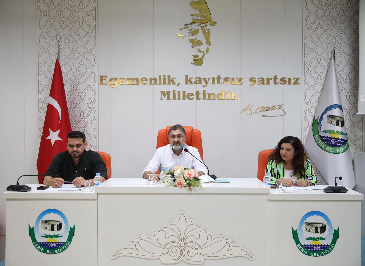 S E R I K B E L E D I Y E S I A K D E N I Z B E L E D I Y E L E R B I R 1003327 297697