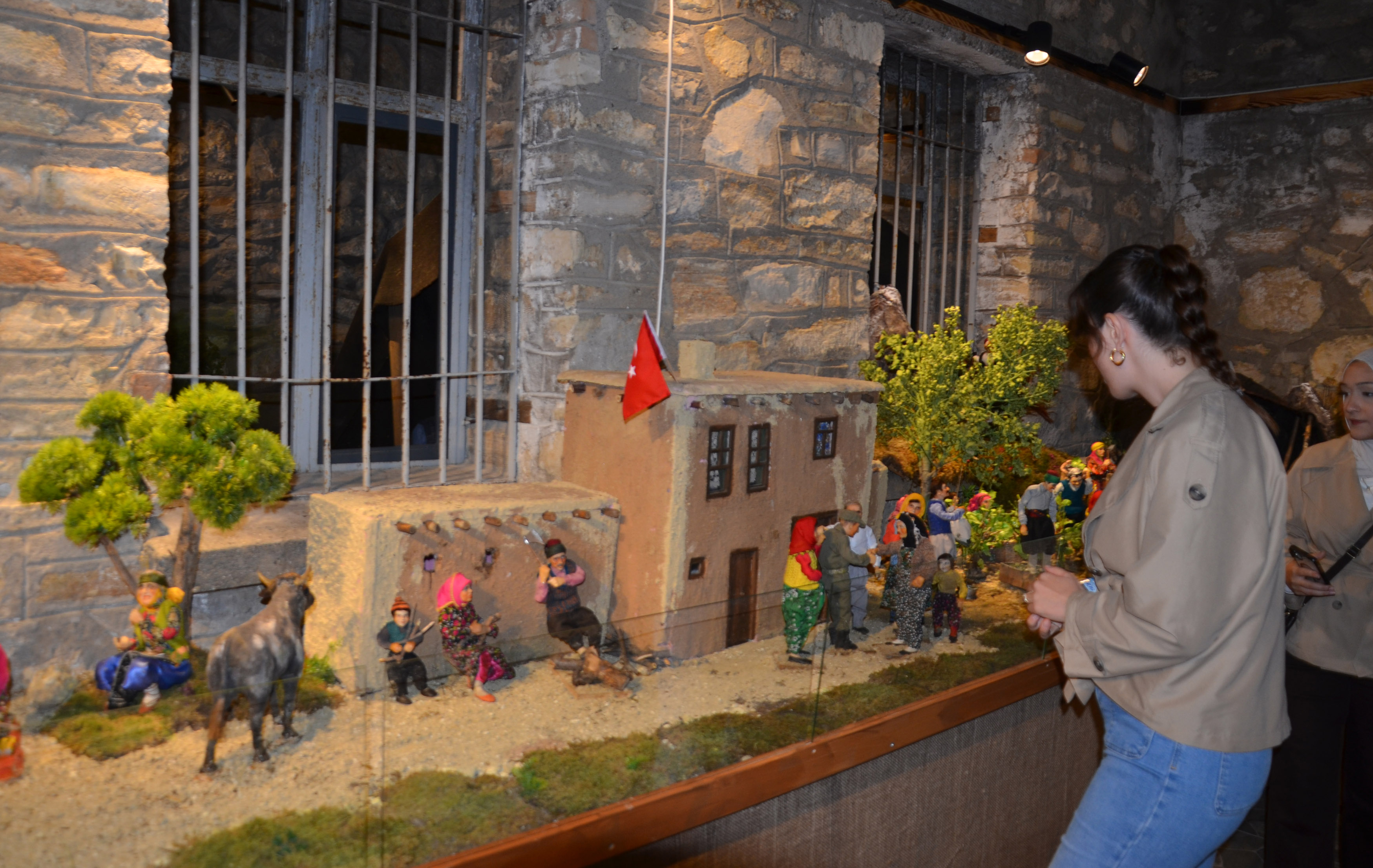 S E R I K K U L T U R V E S A N A T M E R K E Z I A C I L D I 1004807 298134