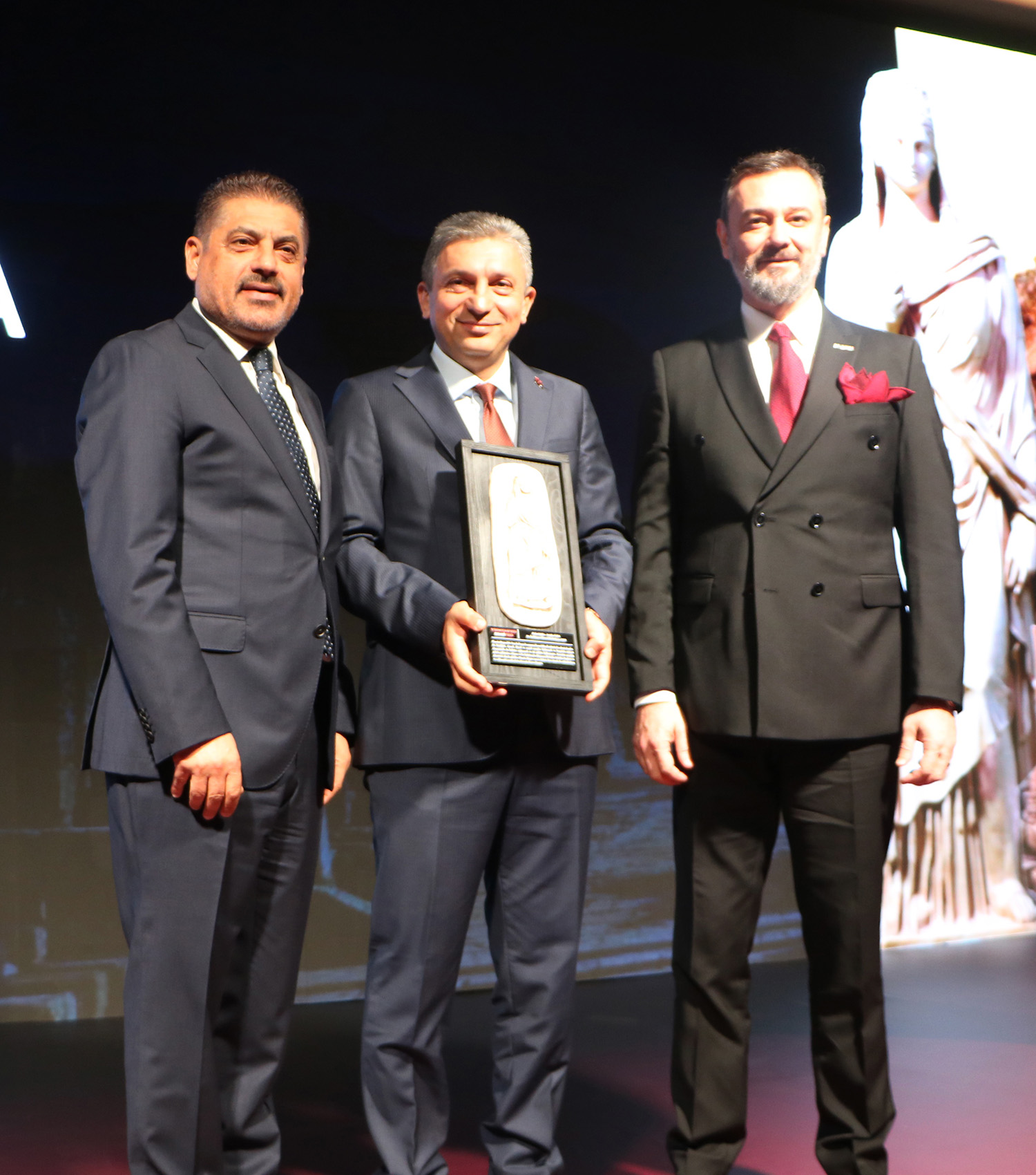 T U R K O N F E D 26. I S D U N Y A S I Z I R V E S I B A S L A D I 1038963 308349