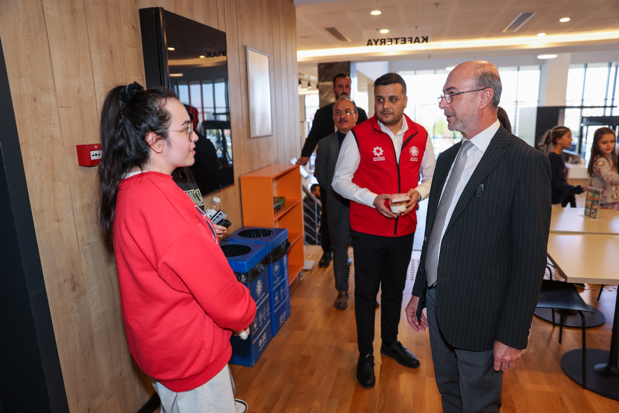 Tamamen Dijital Yeni Nesil Kütüphane (3)