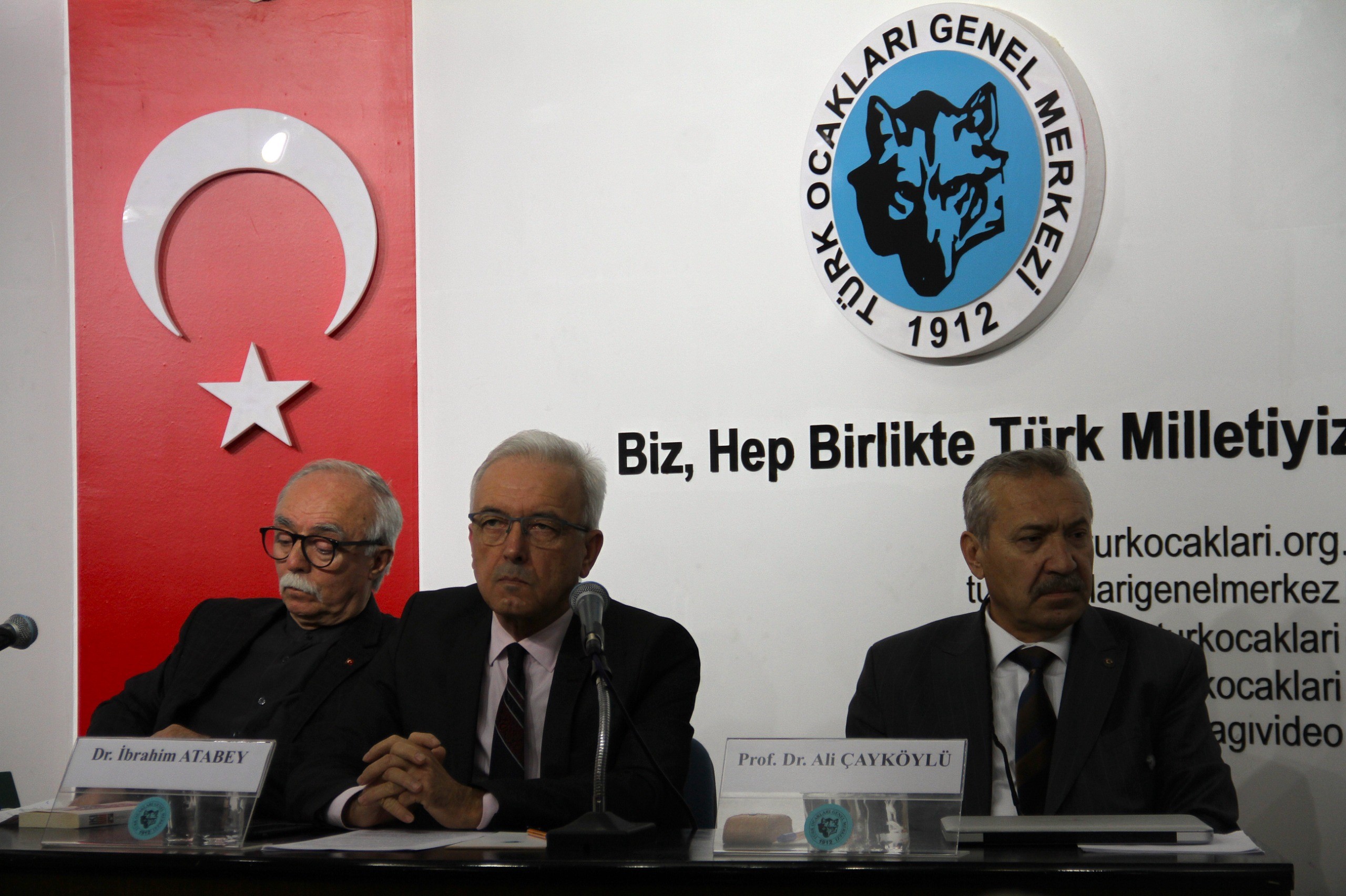 Türklerin Acıları Kitaba Konu Oldu (4)