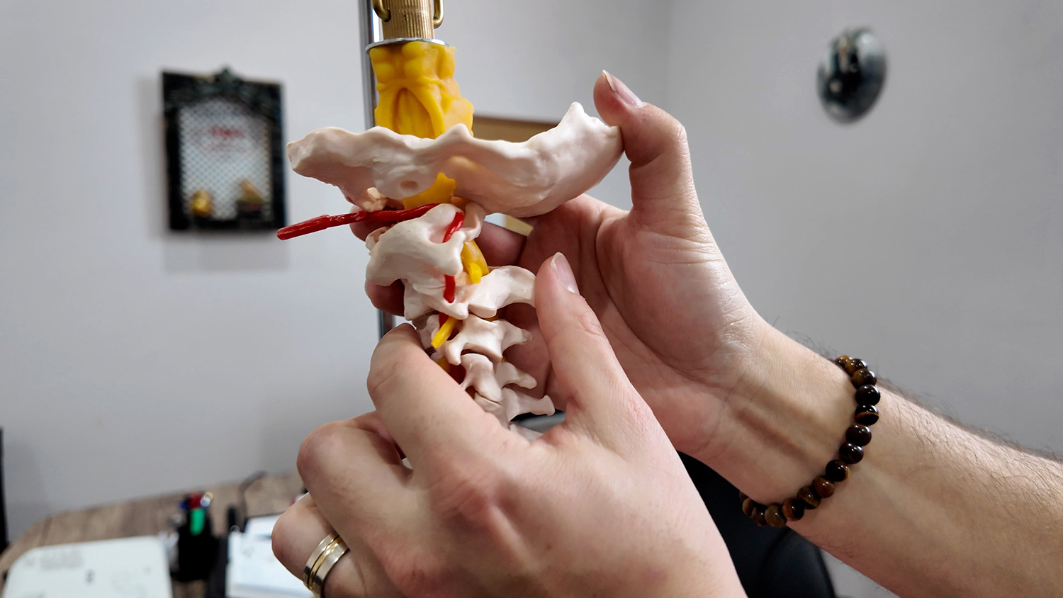 Y A N L I S D U R U S A L I S K A N L I K L A R I G I Z L I V U C U T 995550 295353