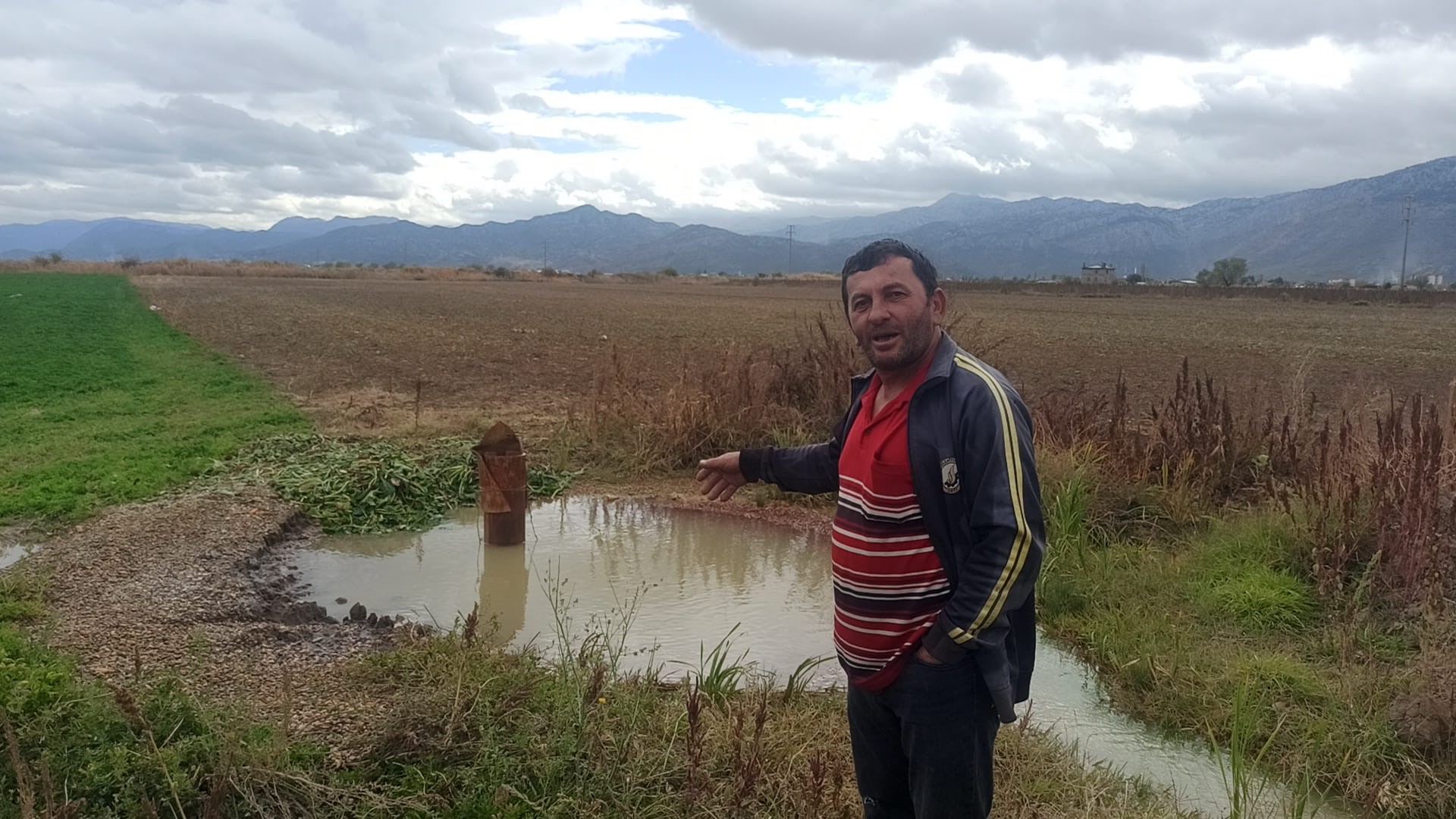 Yillardir Kapali Kuyudan Su Fiskiriyor (1)