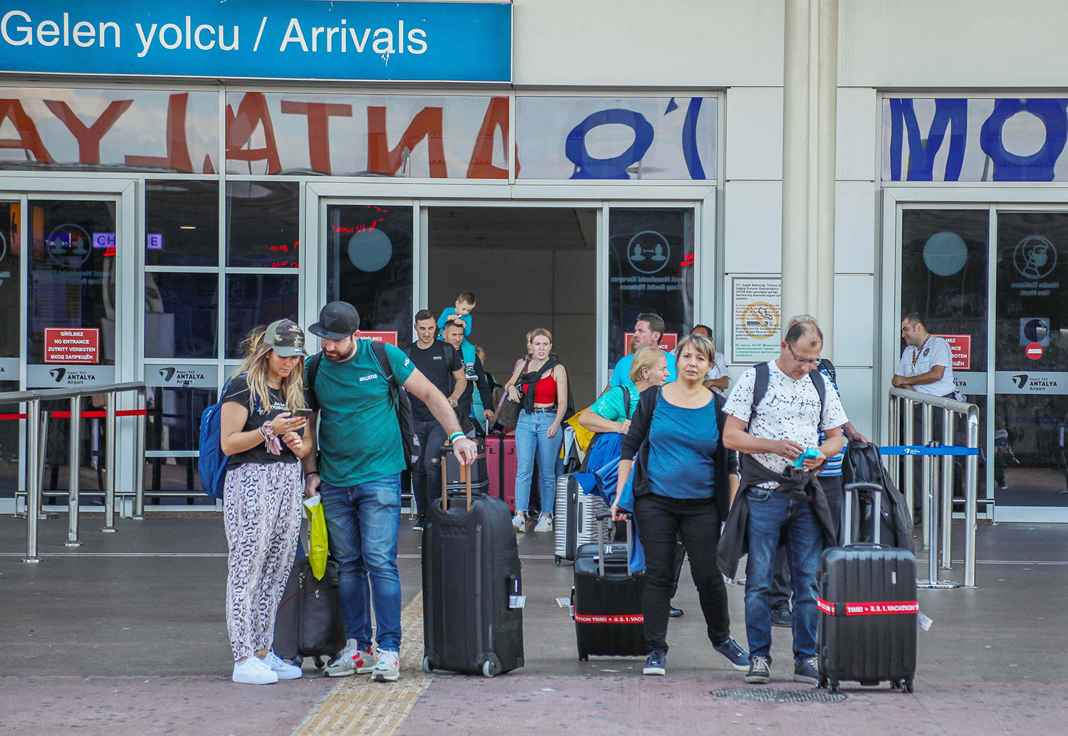 A N T A L Y A T U R I Z M I N D E I K I Y E N I R E K O R 1046671 310588