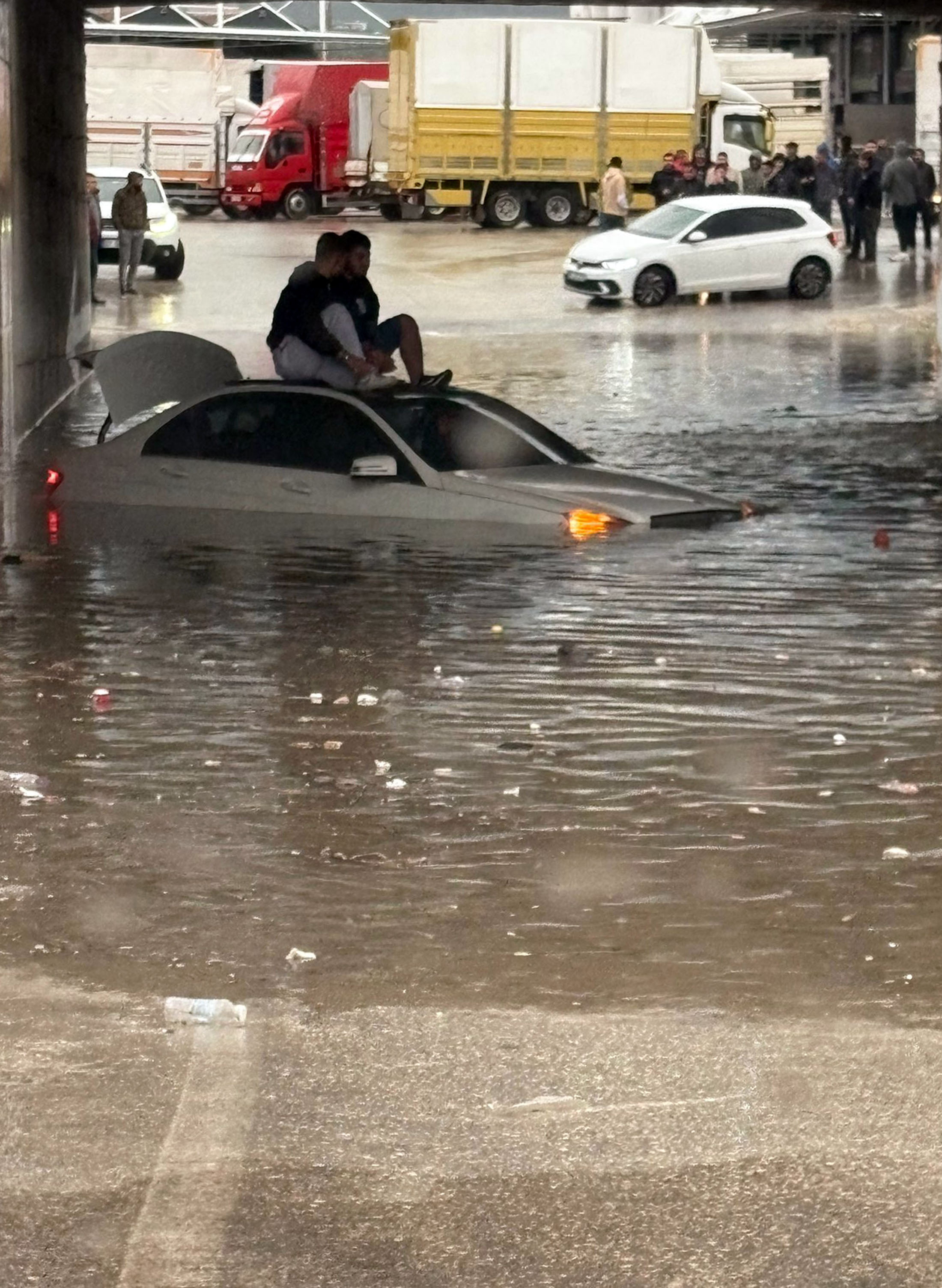 A N T A L Y A V E I L C E L E R I N D E S A G A N A K E T K I L I O L 1049343 311393