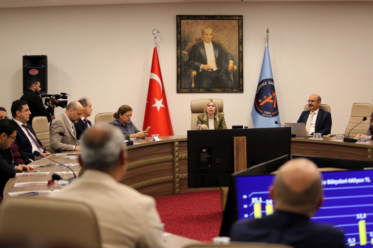 Akdeniz Üniversitesi’nde Bilim Üreten Akademisyenler Ödüllendirildi (1)