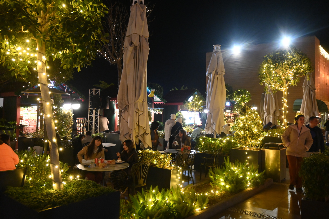 Antalya 2026’Ya Renkli Giriyor Yılbaşı Pazarlarına Yoğun İlgi (1)