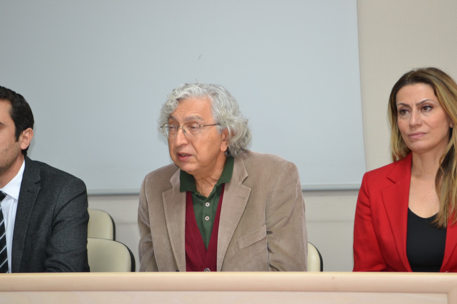 Antalya Arkeoloji Müzesi’nin Yıkımı Için Soruşturma Talebi (3)