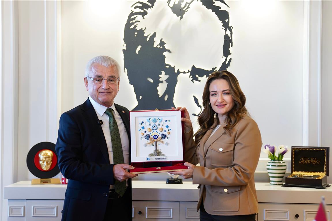 Antalya Büyükşehir Başkan Vekili Özdemir Finike’de Portakal Hasadına Katıldı (5) (Medium)