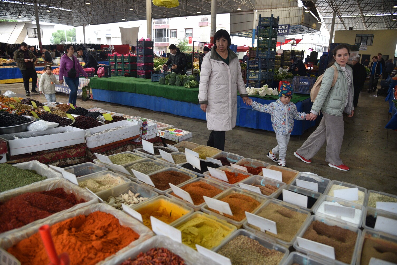 Antalya Sokaklarında Tehlikeli Lezzet (2)