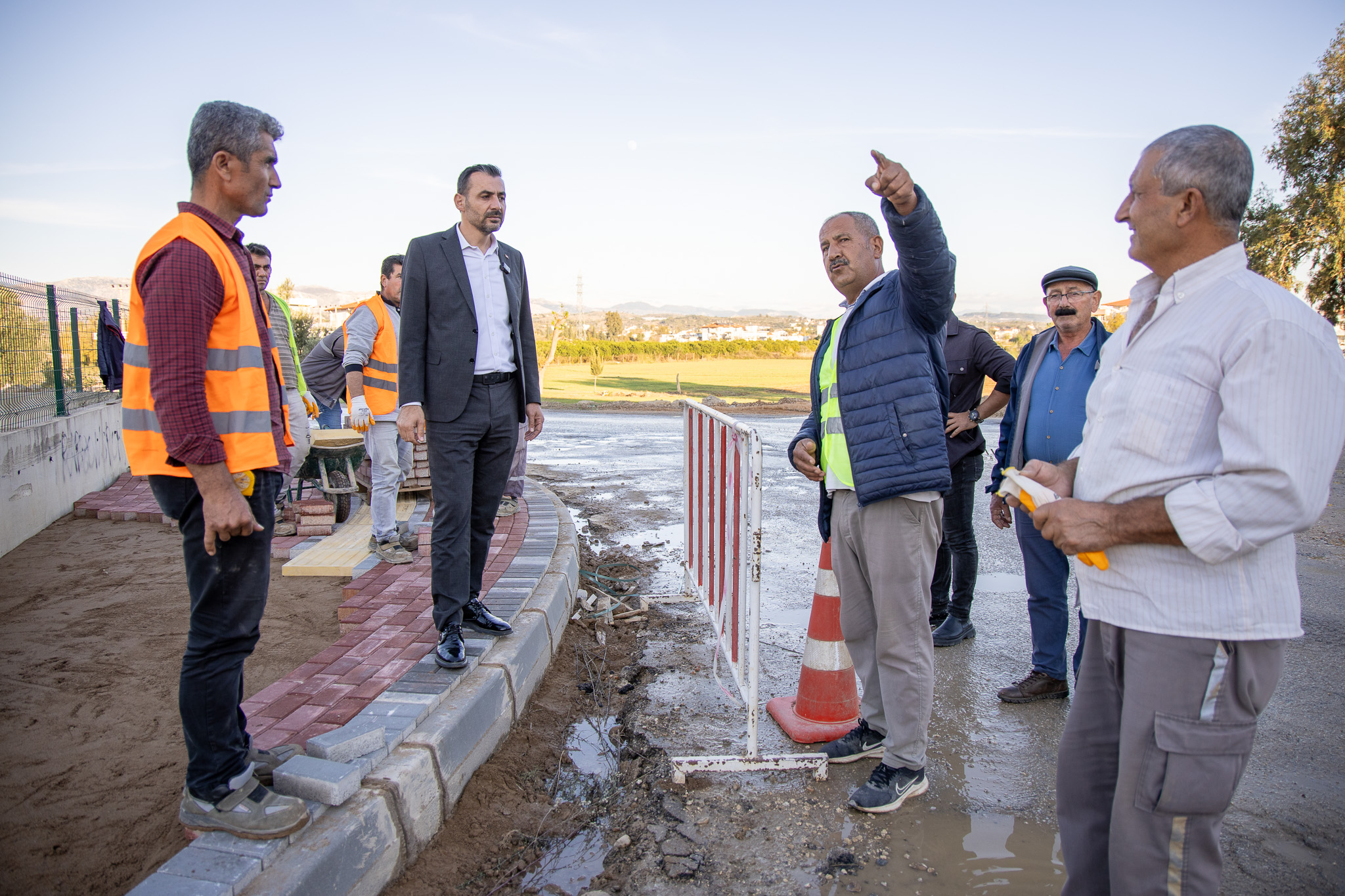 Antalya’da Belediye Başkanı Çalışmaları Inceledi (1)