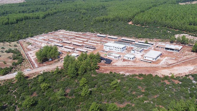 Antalya’da Bu Ilçe Sahipsizlerin Barınağı Oldu Belediye Çözümü Projede Buldu (1)