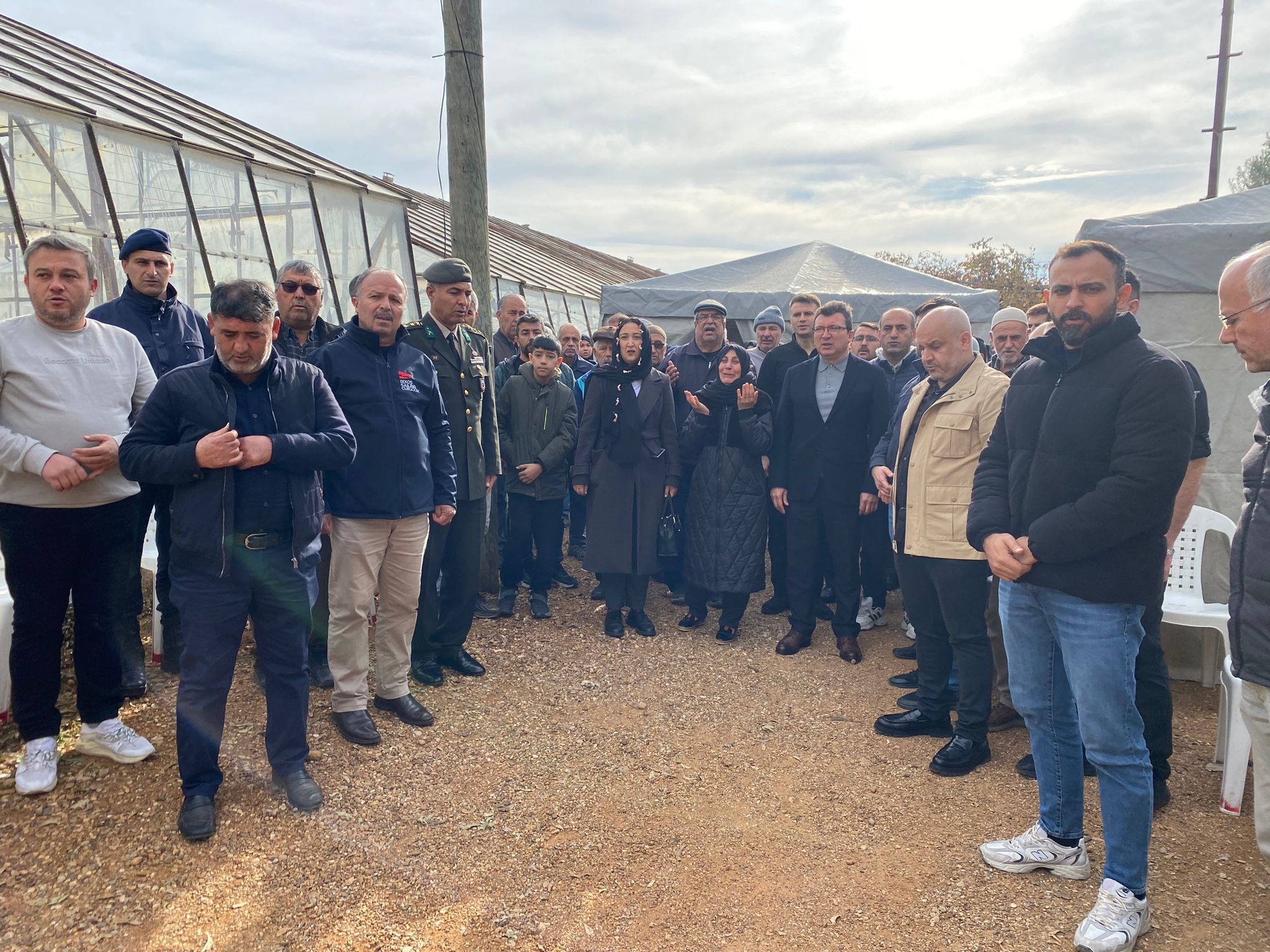 Antalya'da Izne Geldiği Baba Ocağında Hayatını Kaybetti (3)