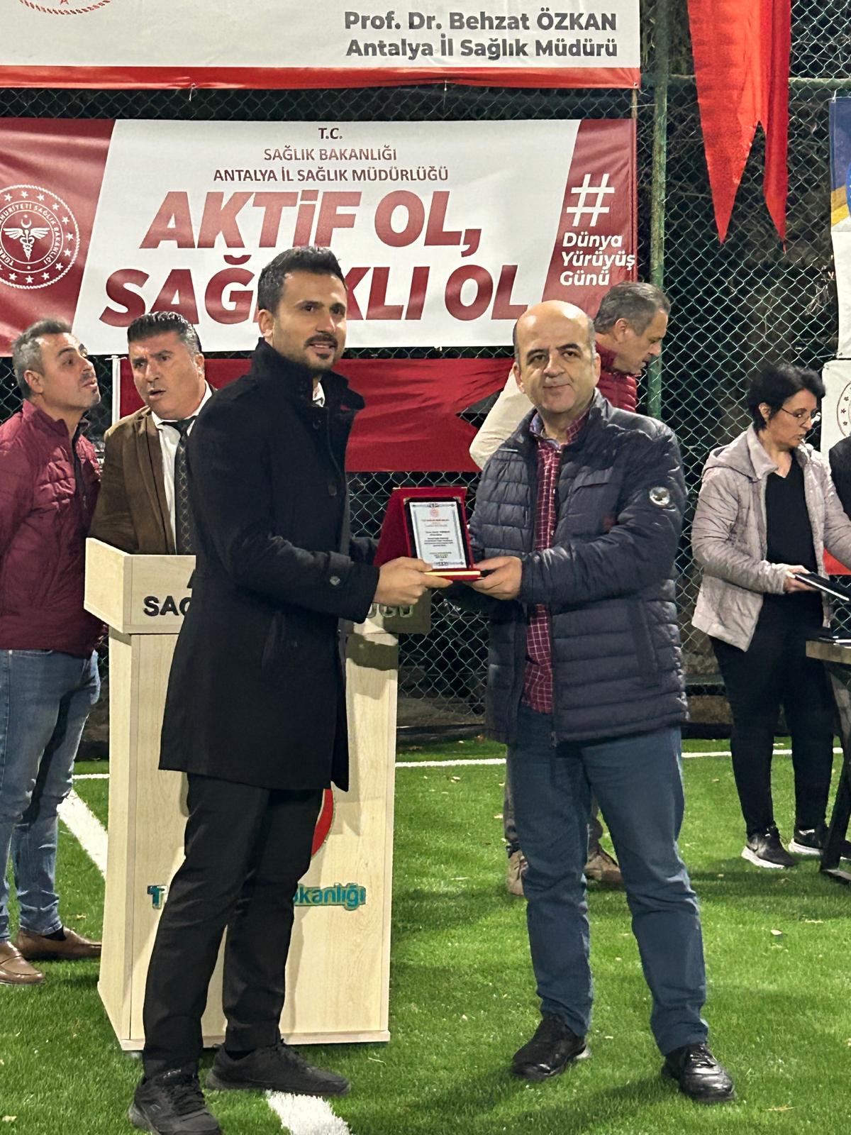 Antalya’da Pankartlar Tribünde, Sporcular Sahada Konuştu (3)
