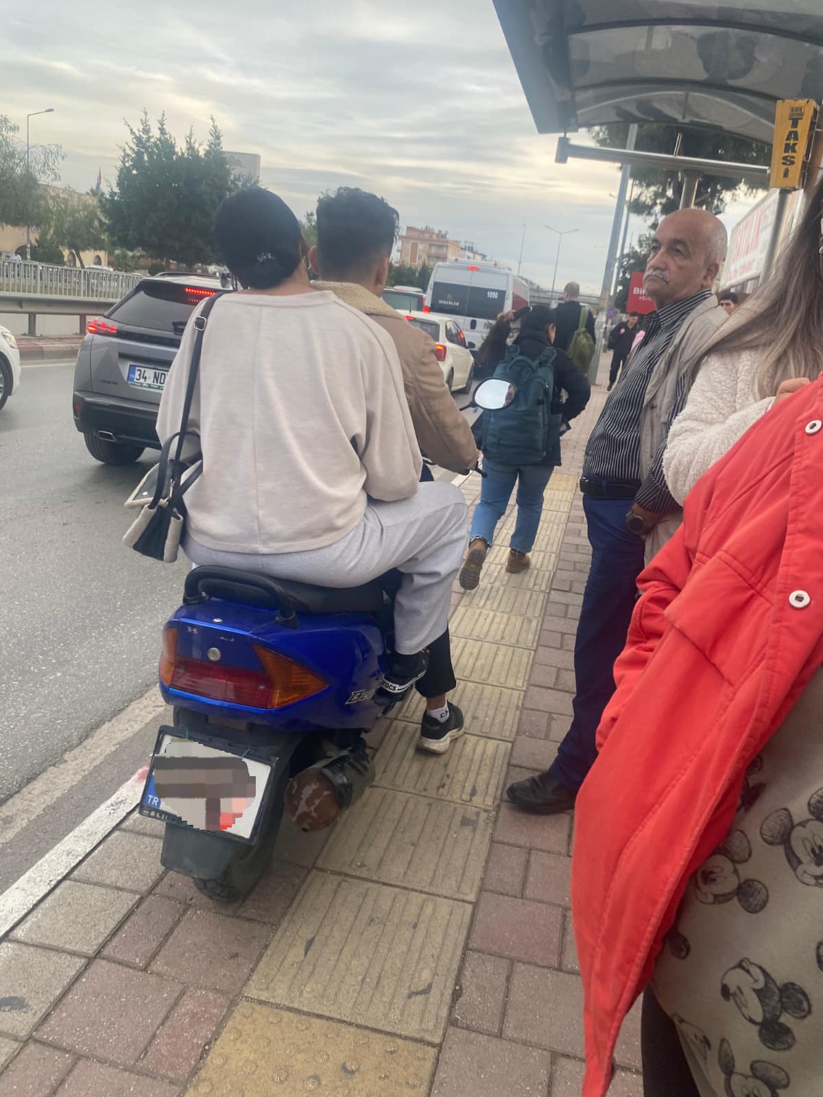 Antalya’da Vatandaşlara Yol Kalmadı (2)