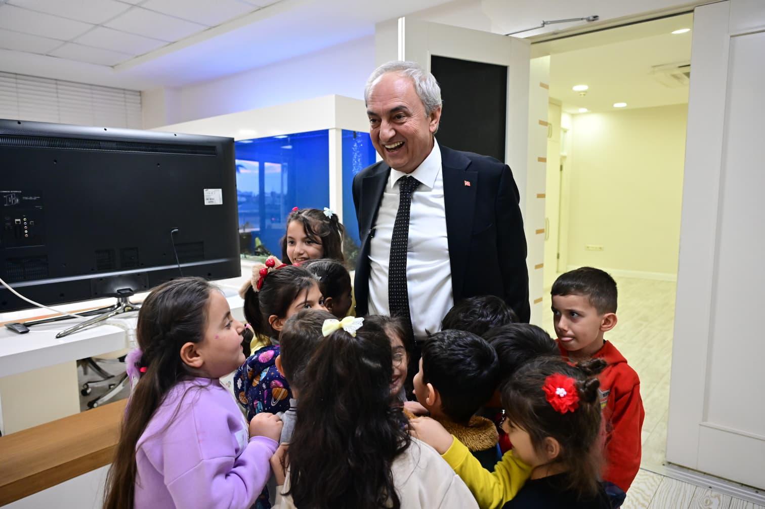 Antalya’daki Okullar Belediye Başkanın Güvencesi Altında (2)