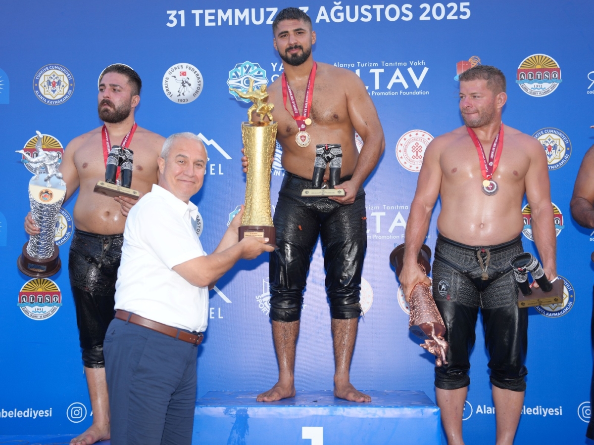 Antalyalı Başpehlivan Zirvede… Yağlı Güreşlerde Madalya Sıralaması Belli Oldu… Sezonda Hangi Başpehlivan Kaç Madalya Kazandı (1)