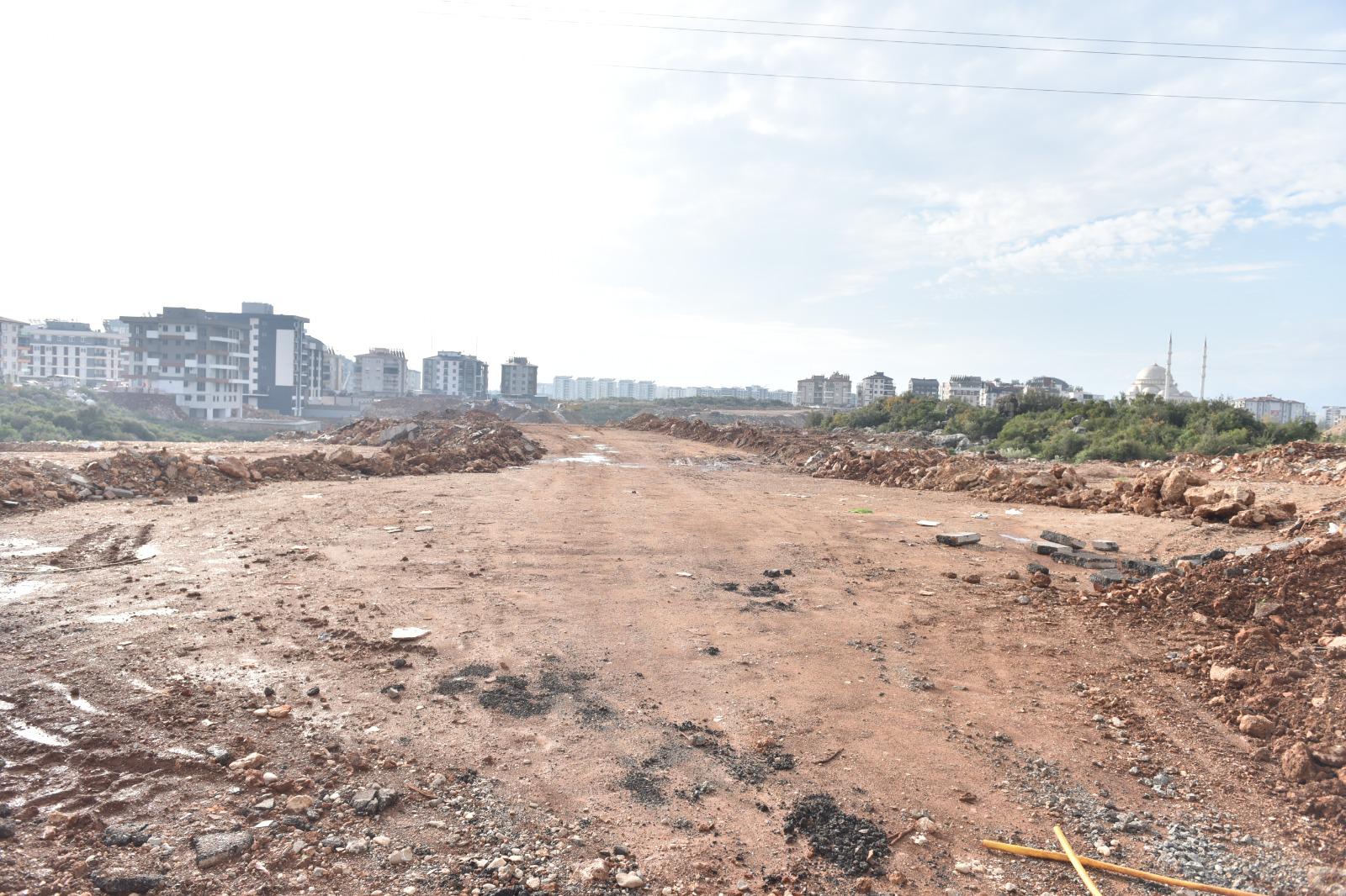 Antalya’nın Sorunlu Mahallesine Güçlü Yollar Geliyor (2)