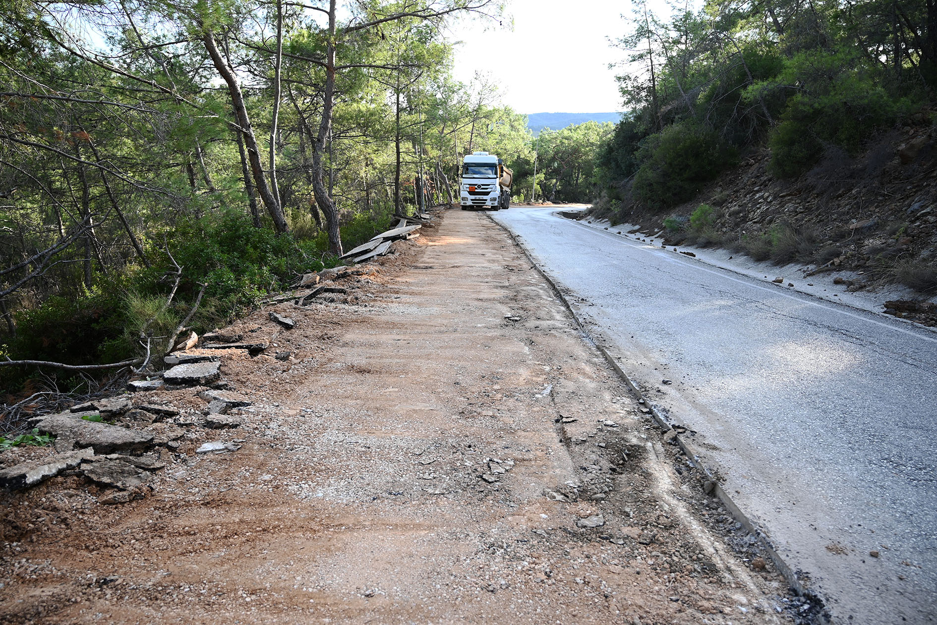 Antalya’nın Yol Bekleyen Dağları Nefes Aldı (1)