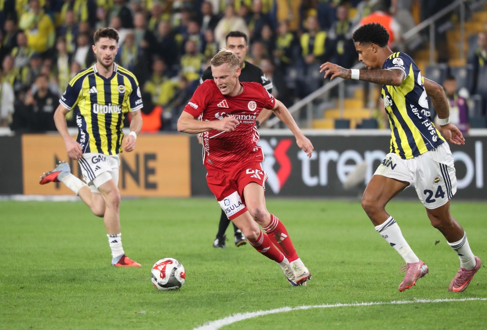 Antalyaspor’da 9 Milyon Euro’luk Büyük Hayal Kırıklığı (3)