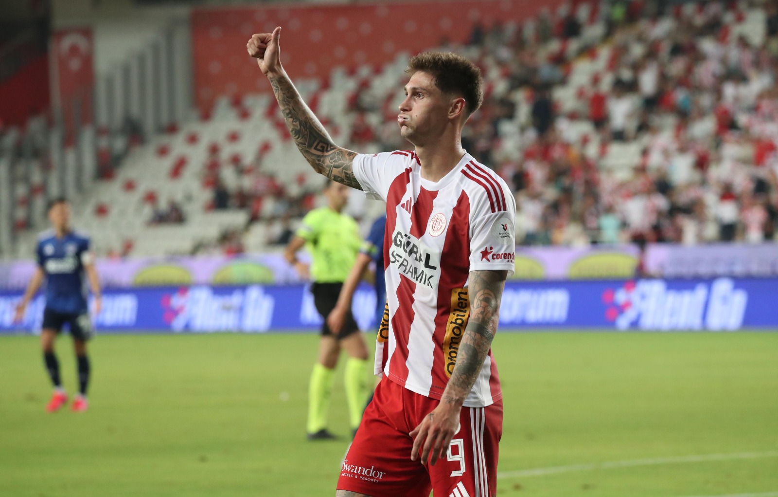 Antalyasporlu Futbolcular Ayrılmak Için Ihtar Çekti (2)