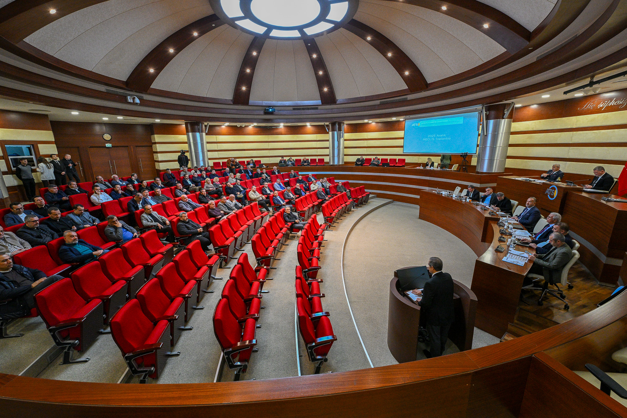 Atso Meclisi Gerildi (3)