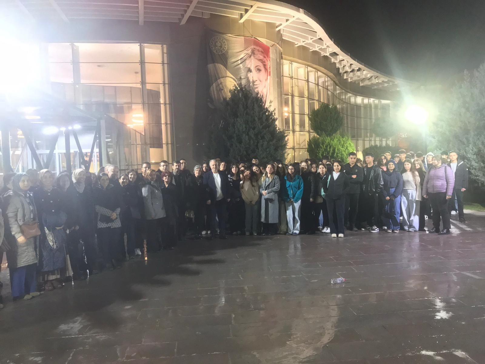 Aydın Karacasu'da Öğrenciler Tiyatroyla Buluştu (3)