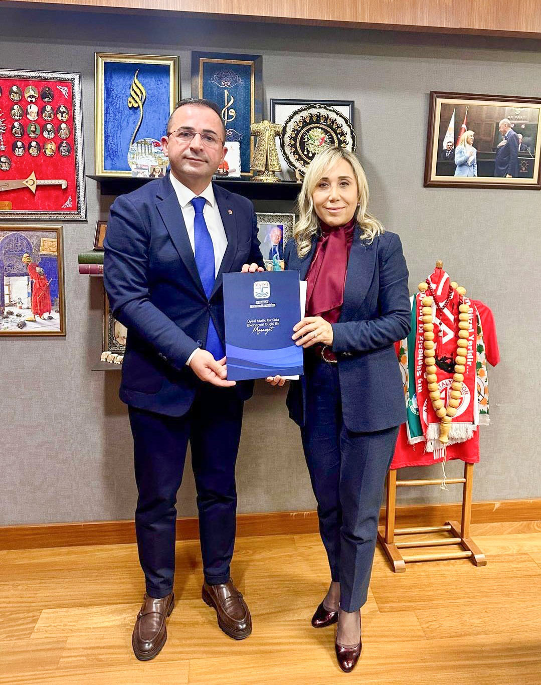 B A S K A N G U N G O R M A N A V G A T I S D U N Y A S I N I N T A 1048802 311226