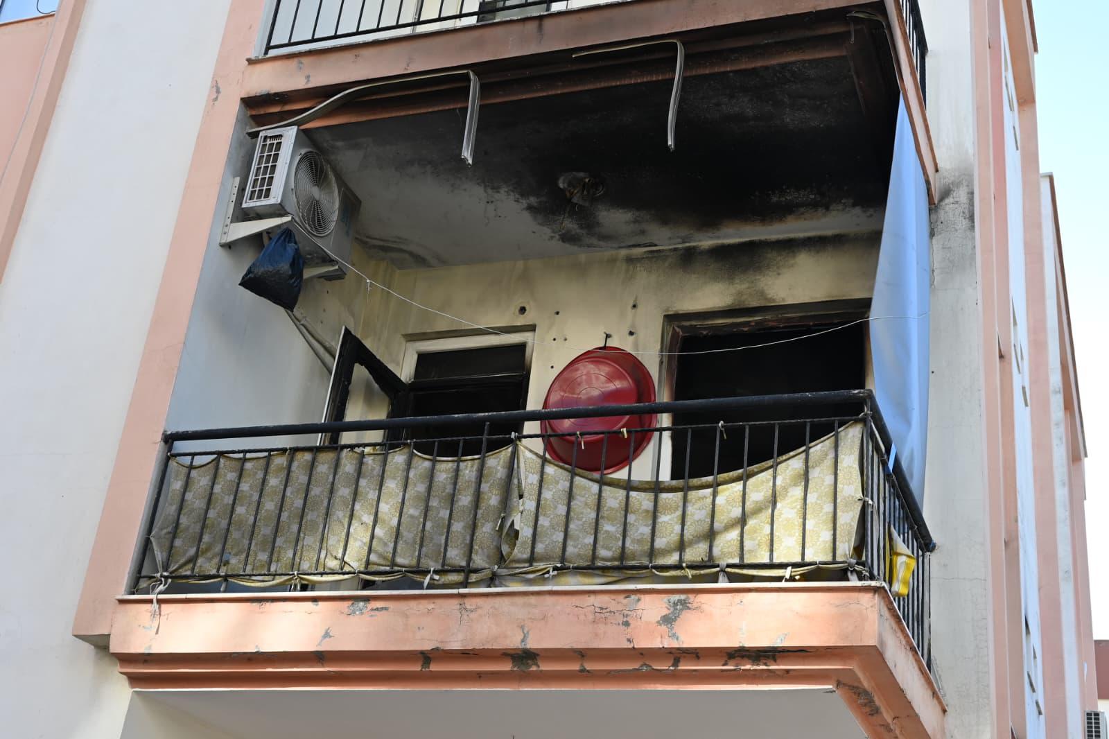 Baskan Kocagoz, Evi Yanan Vatandasi Ziyaret Etti 3