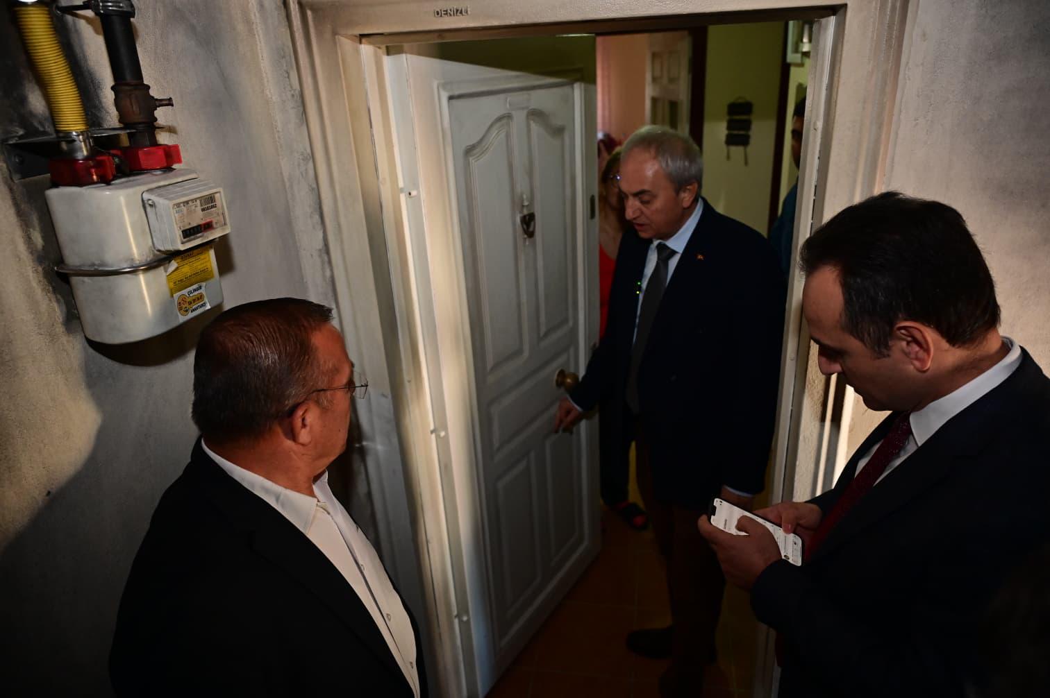 Baskan Kocagoz, Evi Yanan Vatandasi Ziyaret Etti 6