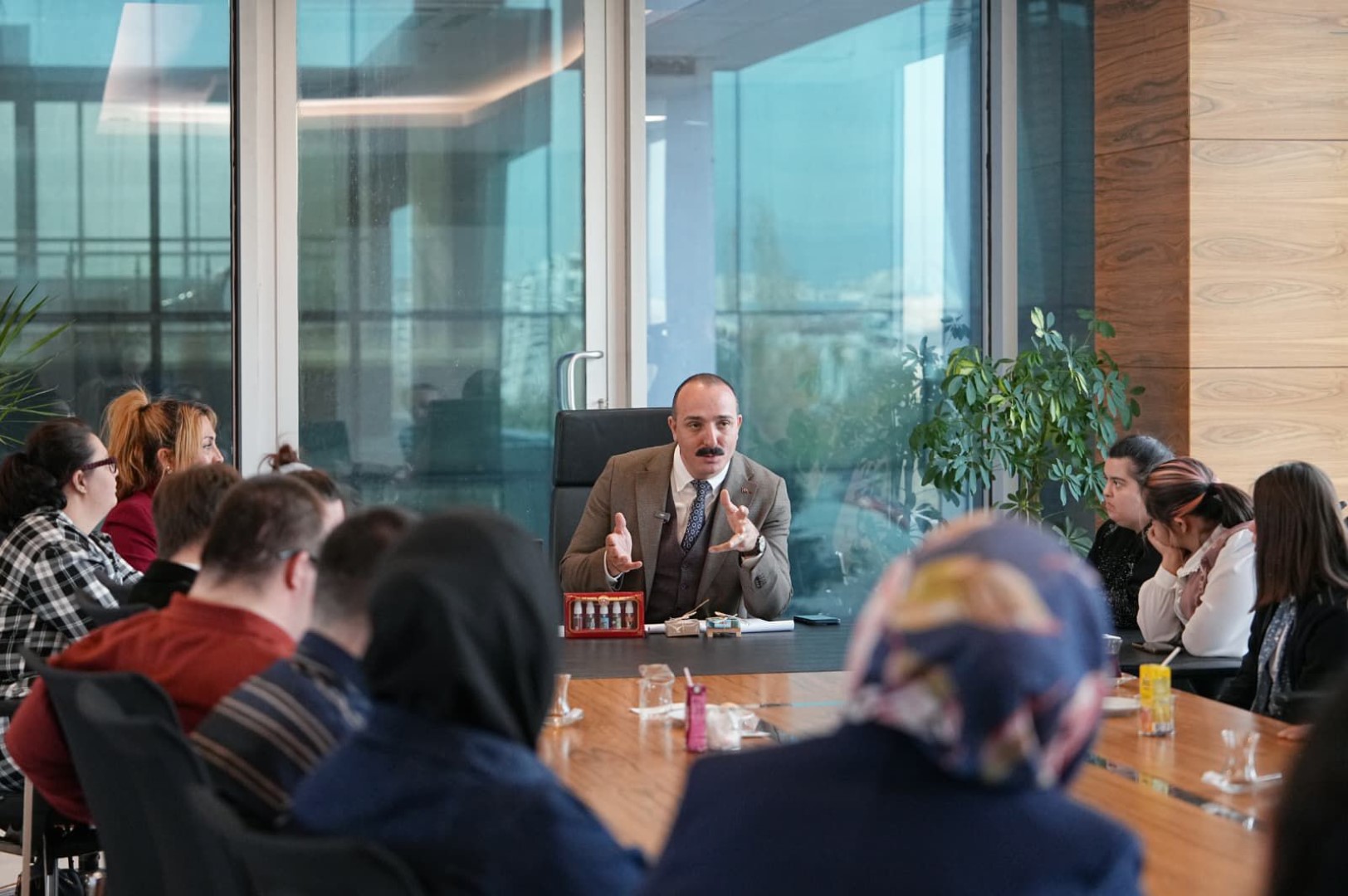 Başkan Kotan Down Sendromlular Ve Engelli̇ler Derneği̇ İle Buluştu (1) (Large)