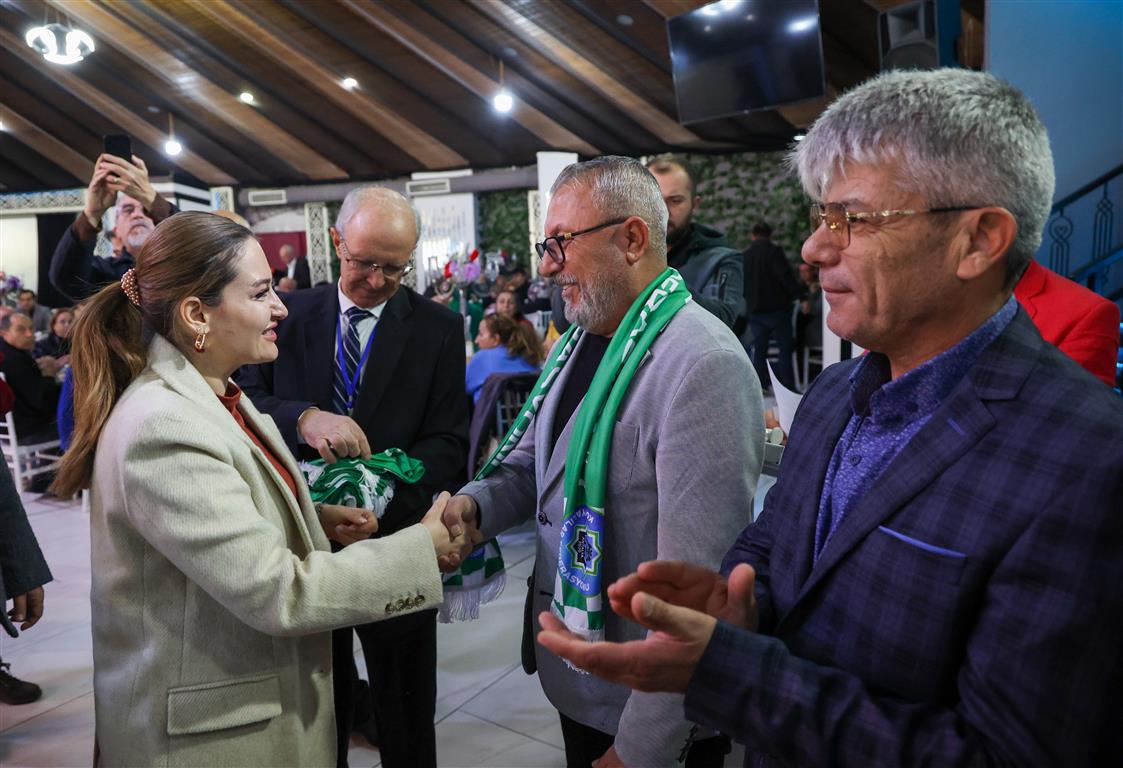 Başkan Vekili Büşra Özdemir Konyalılarla Bir Araya Geldi (2) (Medium)