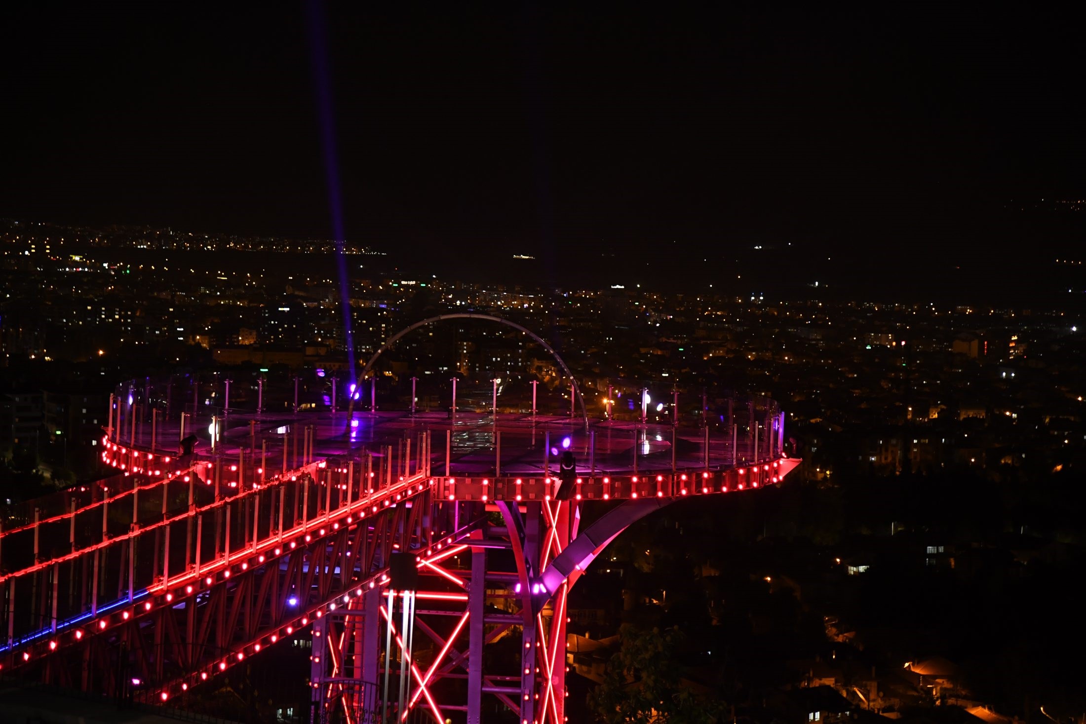 Cam Seyir Terasta Anlamlı Işıklandırma (3)
