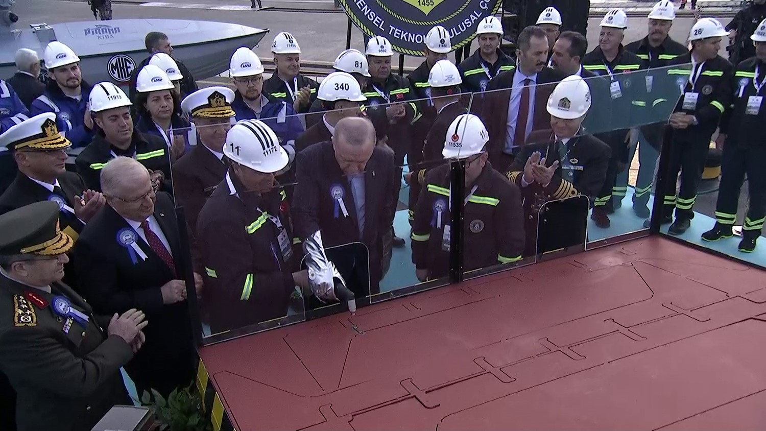 Cumhurbaşkanı Erdoğan “Türkiye Kendi Savaş Gemisini Geliştirip Denize Indiren 10 Ülkeden Biri” (2)