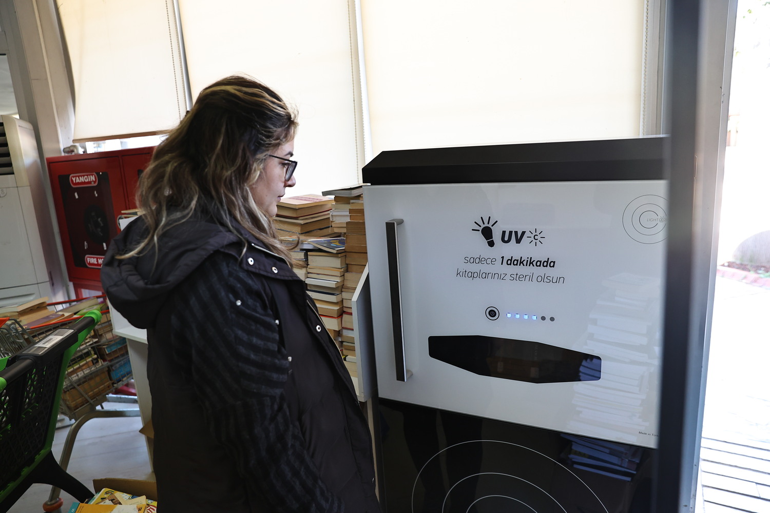 Doğan Hızlan Kütüphanesi’nde Bağışlar Devam Ediyor (8)