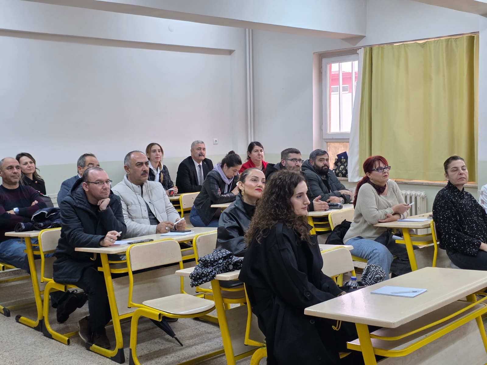 Efeler’de Öğretmenlere Topçu’nun Eğitim Felsefesi Anlatıldı (1)