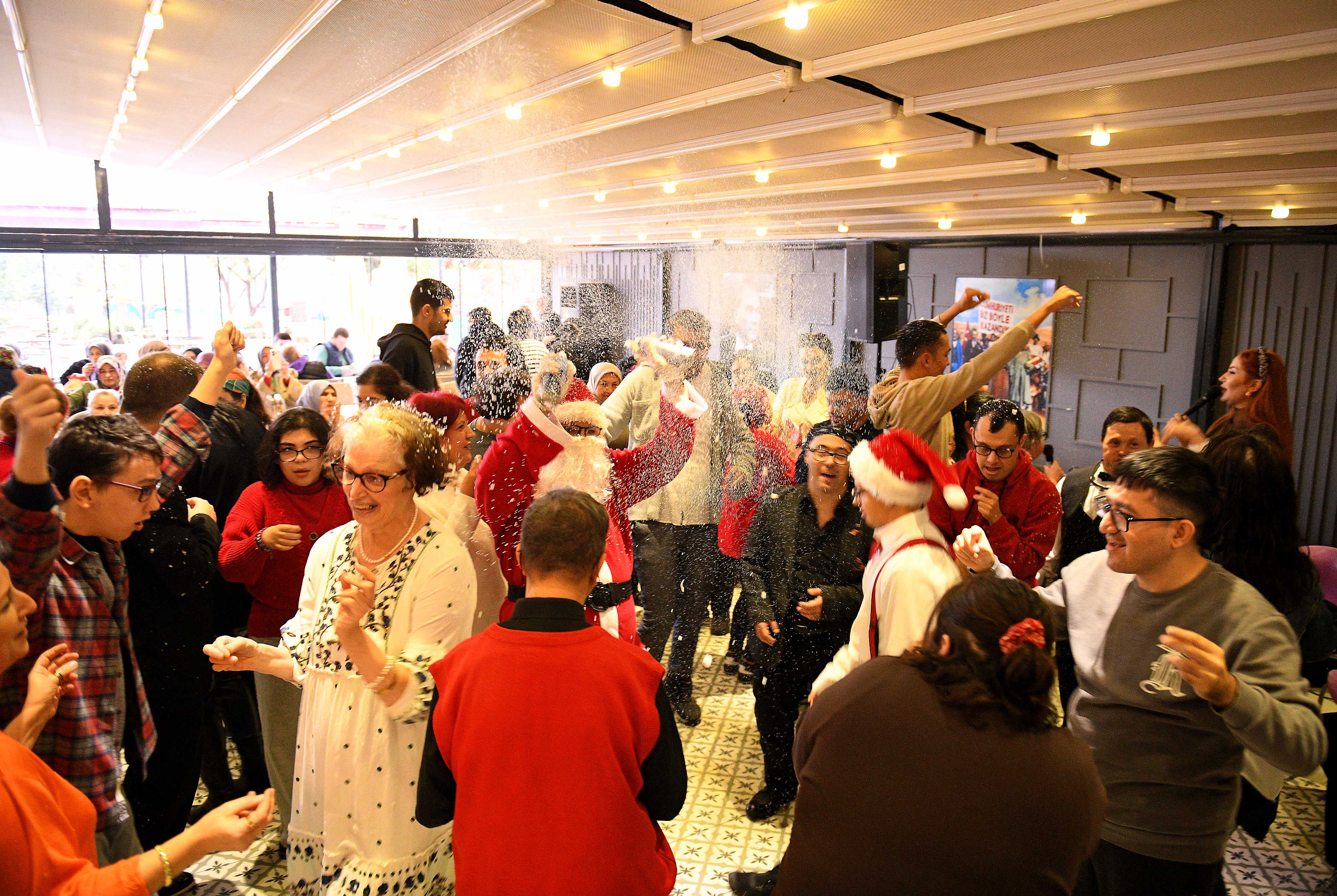 Engelsiz Kafe Yılbaşı Kutlaması (4)