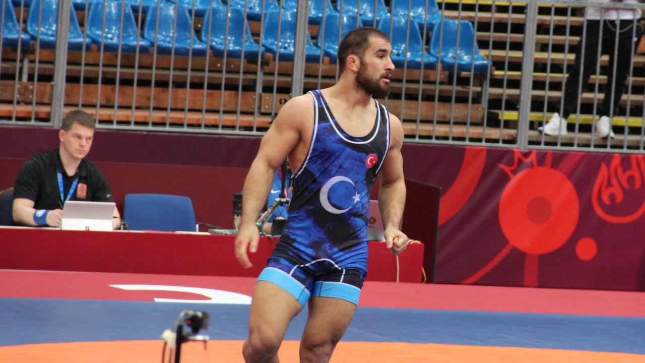 Feyzullah Akturk Aa 1801903