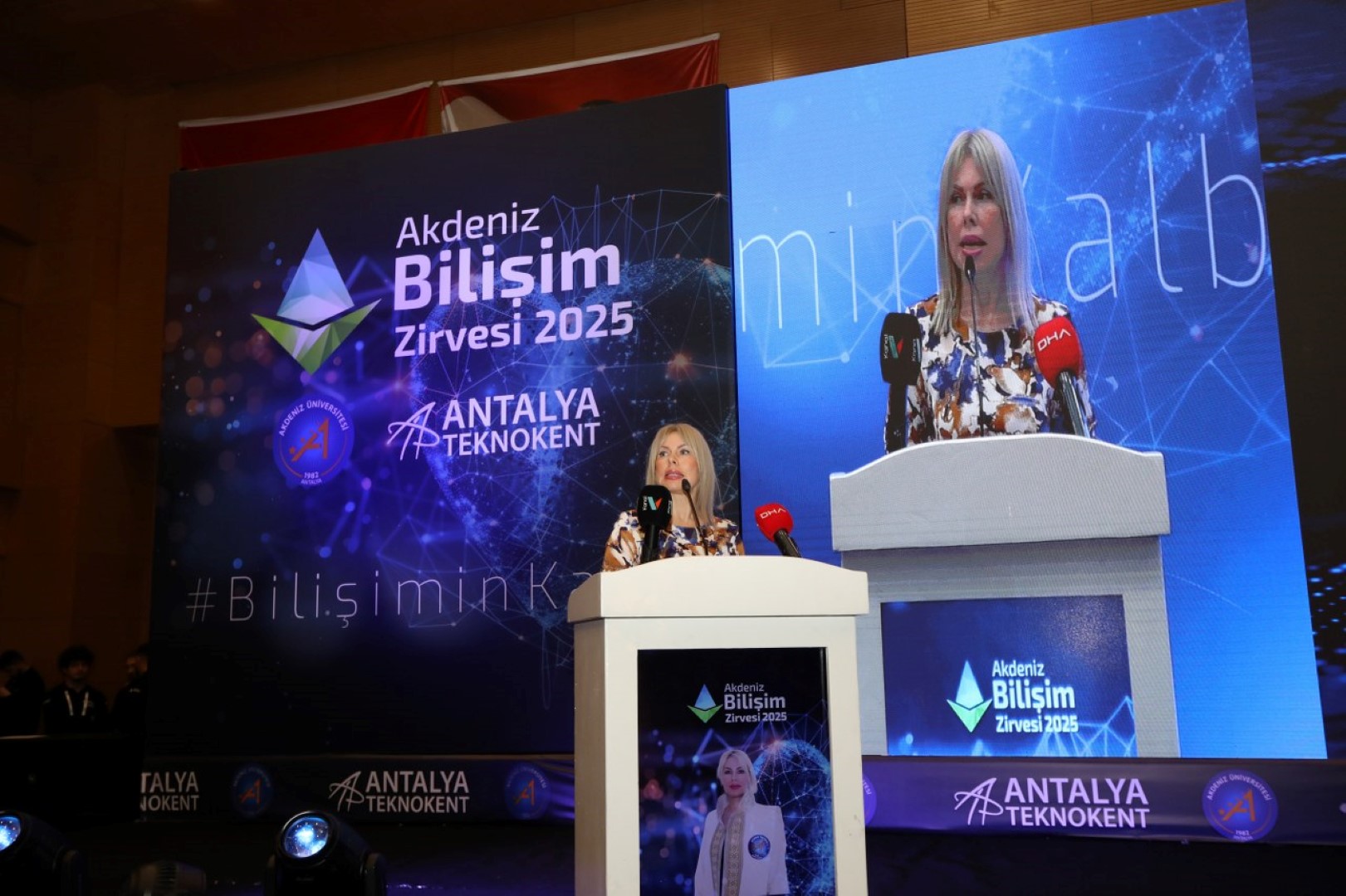 Geleceğin Teknolojisi Antalya’da Masaya Yatırılıyor (3) (Large)