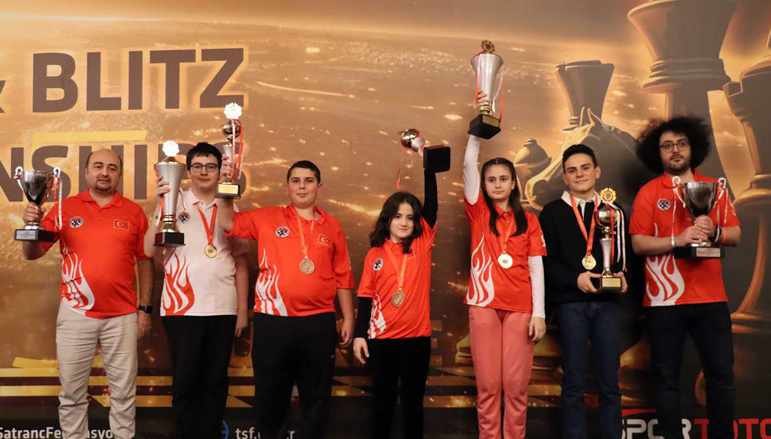 Genc Satranccilardan 4 Dunya Sampiyonlugu (3)