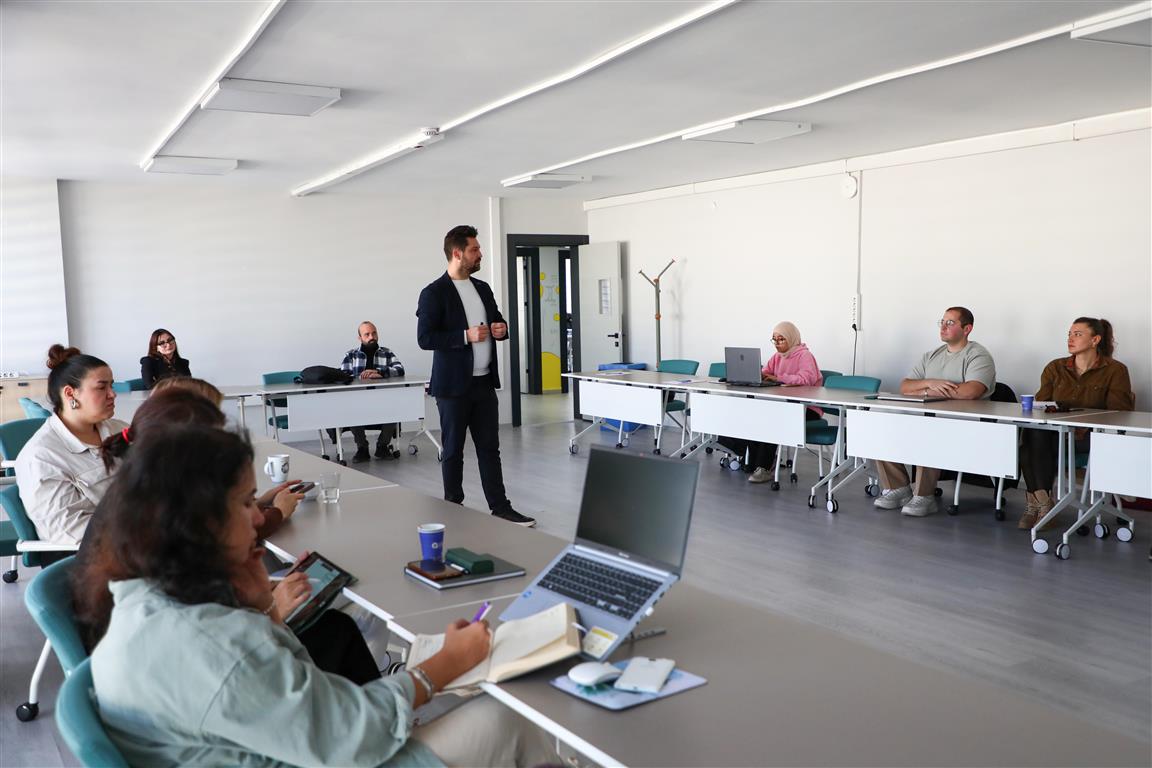 Girişimcilik Ruhu Aynı Çatı Altında Buluştu (4) (Medium)