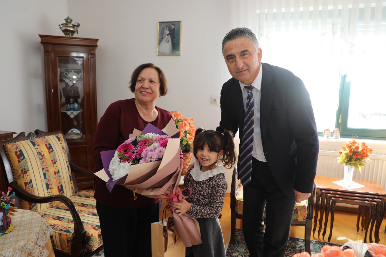 Hayırsever Ziyaret (1)