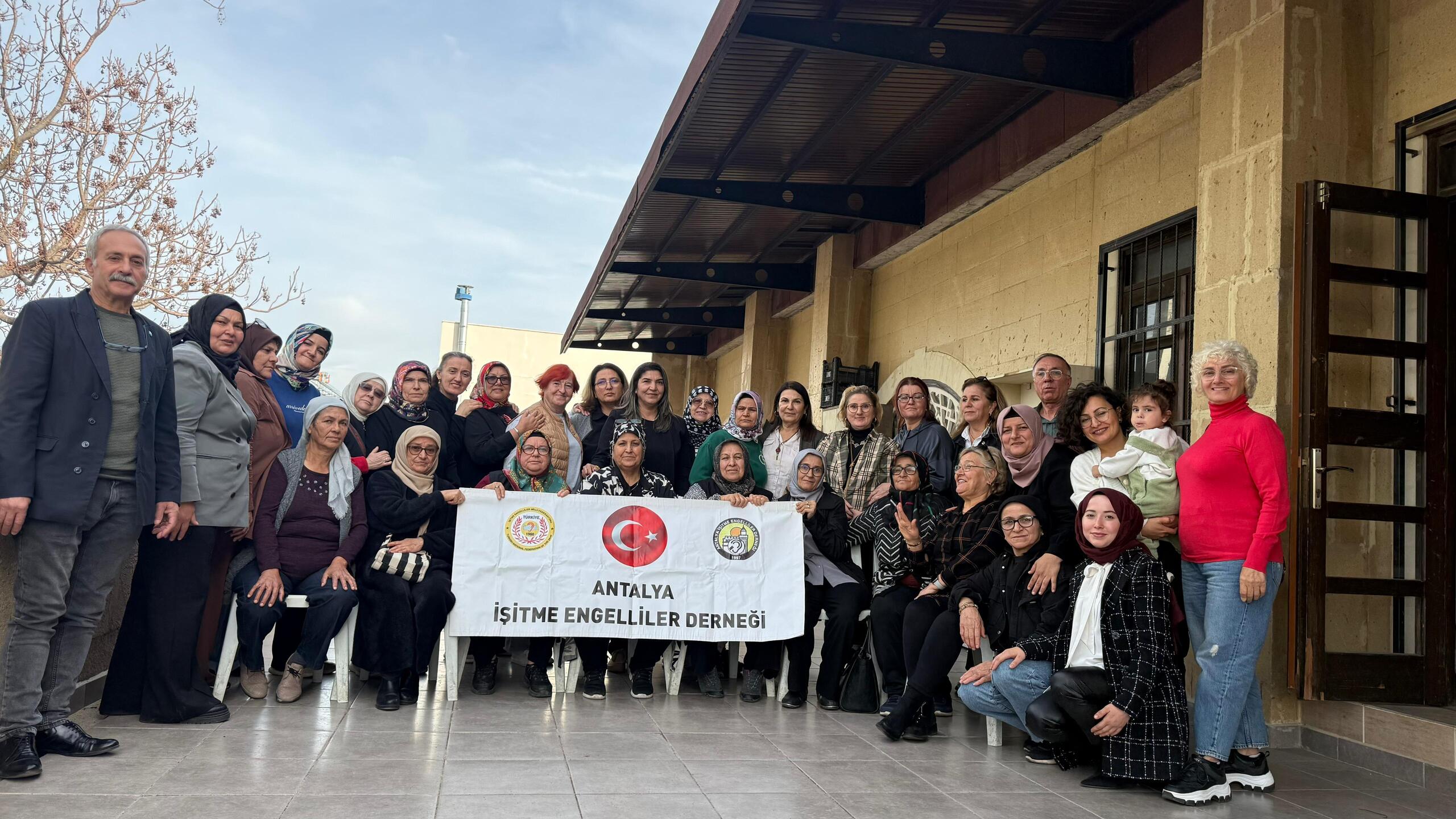 Isitme Engelliler Dernegi 3 Aralik (1)