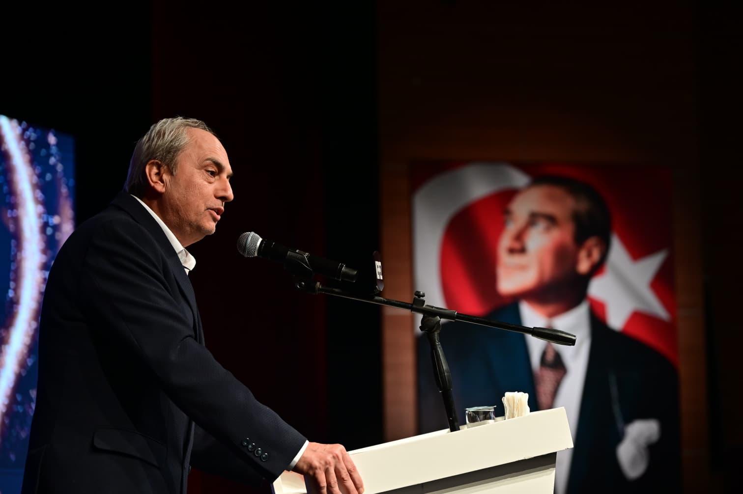 Kepez Belediyesi Başkanı Mesut Kocagöz Yılın Belediye Başkanı Seçildi (3)