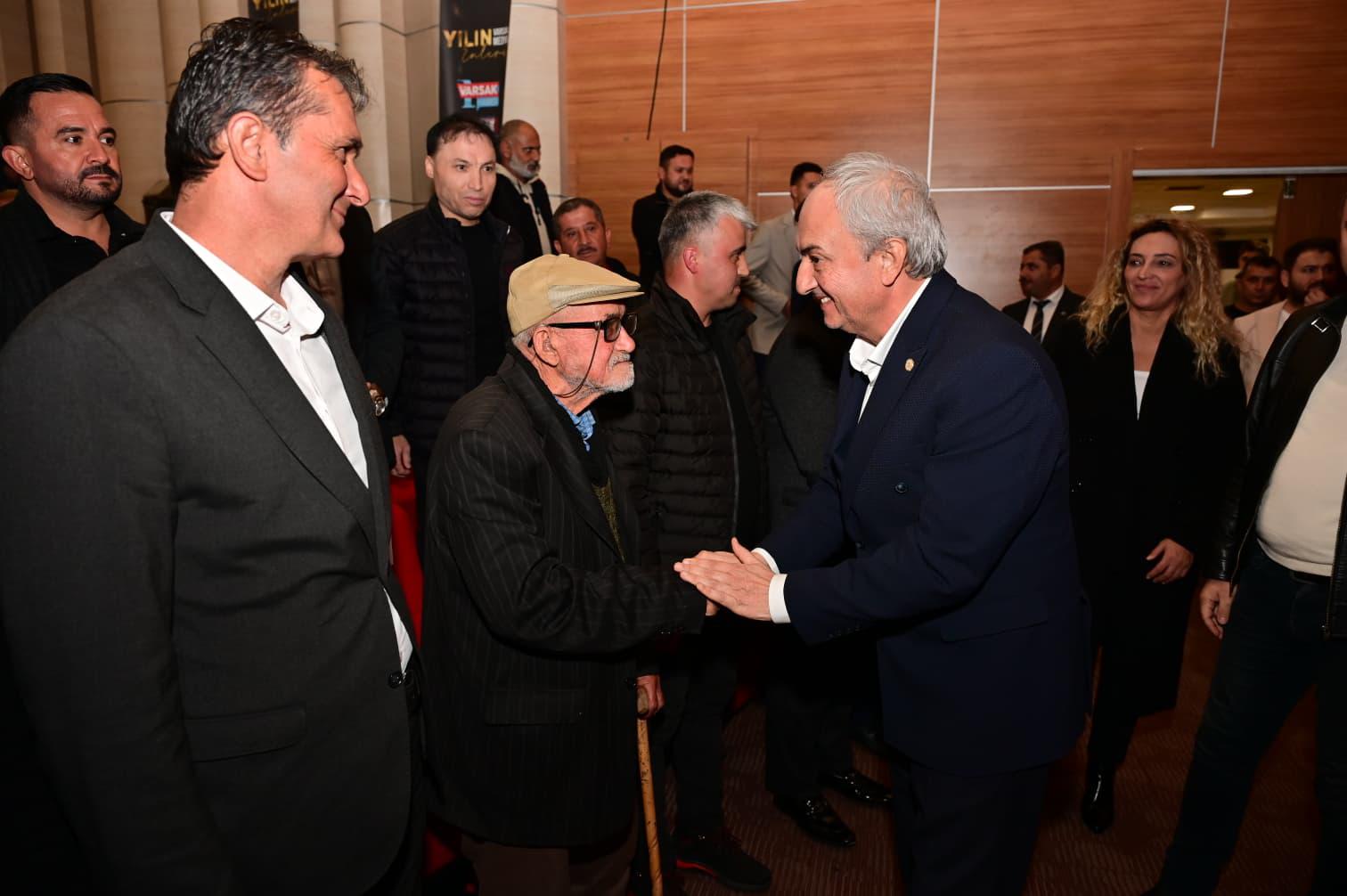 Kepez Belediyesi Başkanı Mesut Kocagöz Yılın Belediye Başkanı Seçildi (6)