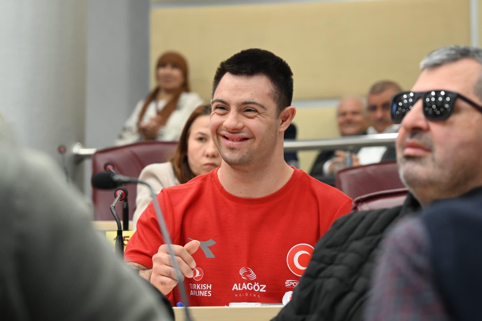 Kepez Belediyesi Bizi Bizden Dinleyin Projesiyle Engelli Bireylerin Sesi Oldu 2