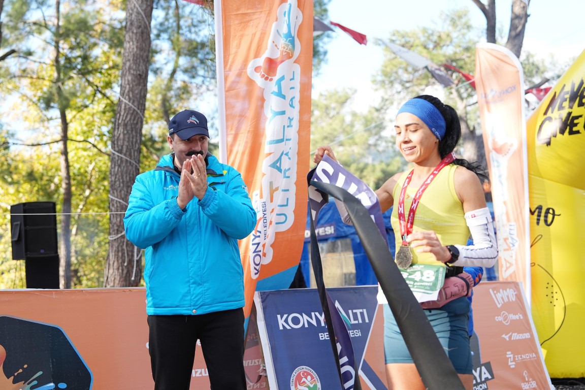 Konyaaltı Belediyesi Destekli Antalya Ultra Marathon’da Ilk Gün Tamamlandı (3)