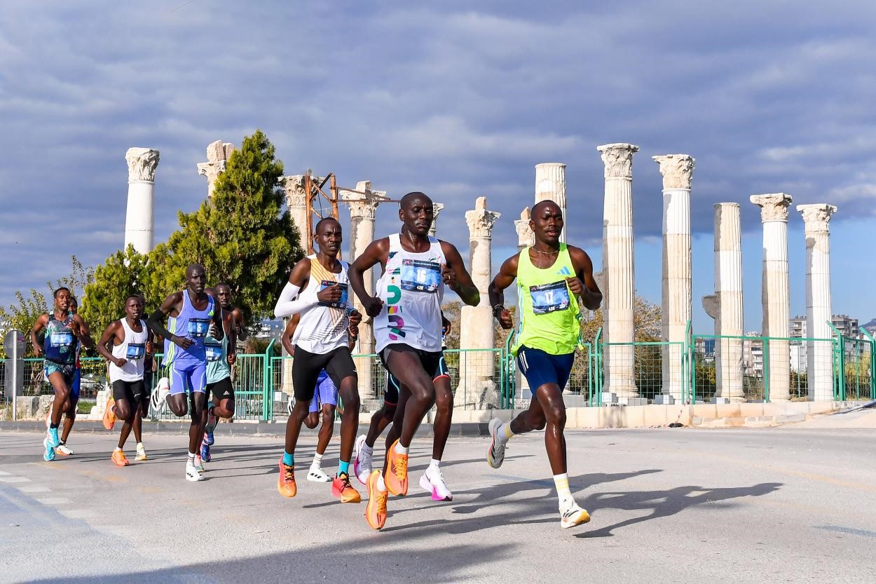 Mersin Maratonu Için Geri Sayım Başladı (2)