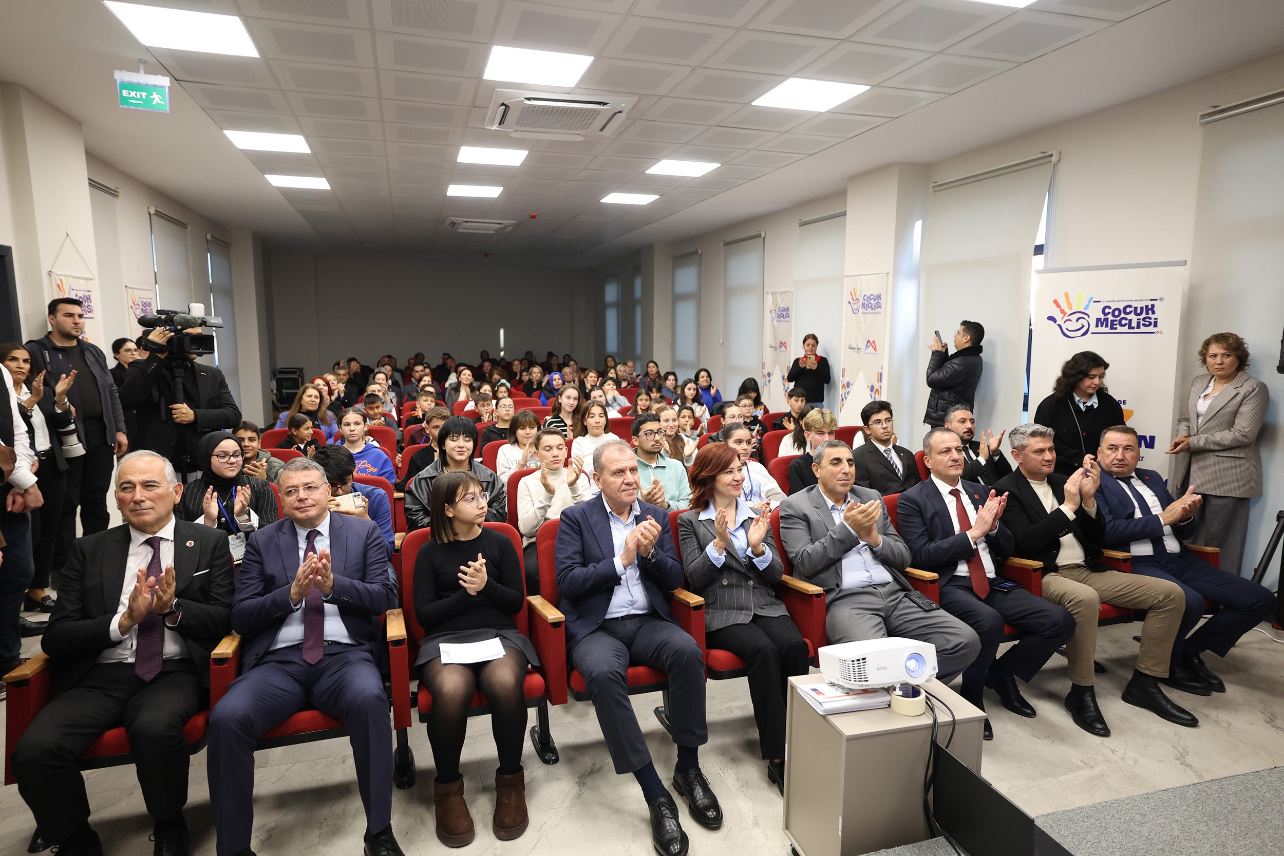 Mersin Meclisini Çocuklar Yönetti (2)