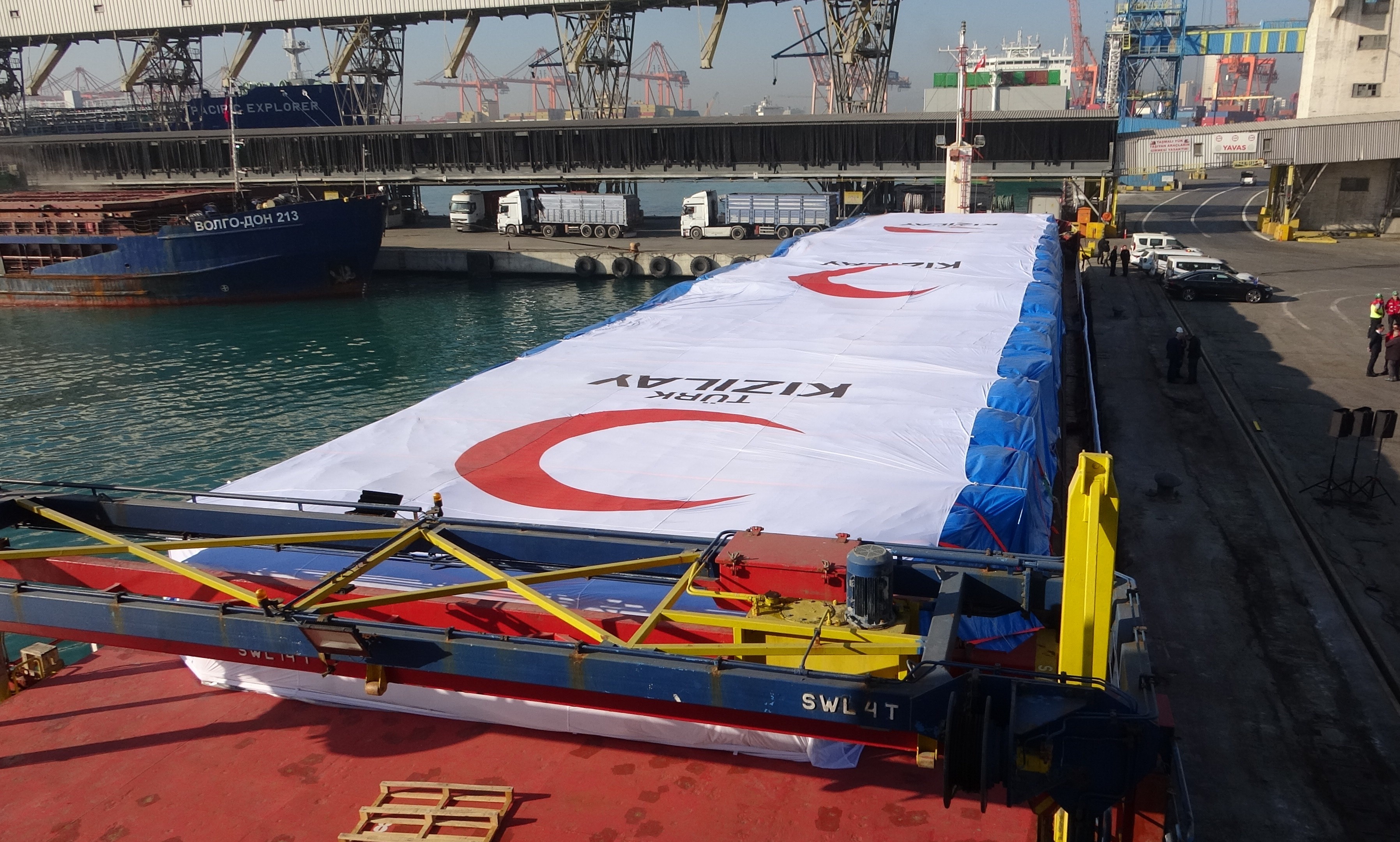 Mersin’de 19. İyilik Gemisi Gazze’ye Insani Yardım Için Yola Çıktı (4)